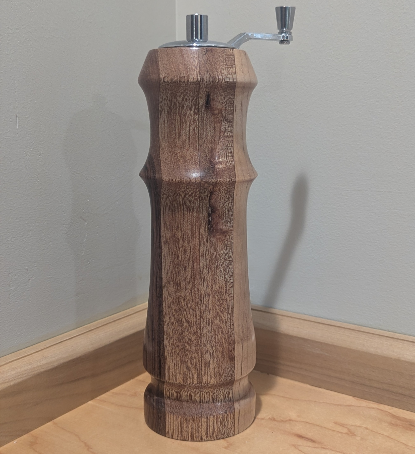 8" Pepper Mill - Walnut/Maple/Bastogne Walnut/Cherry