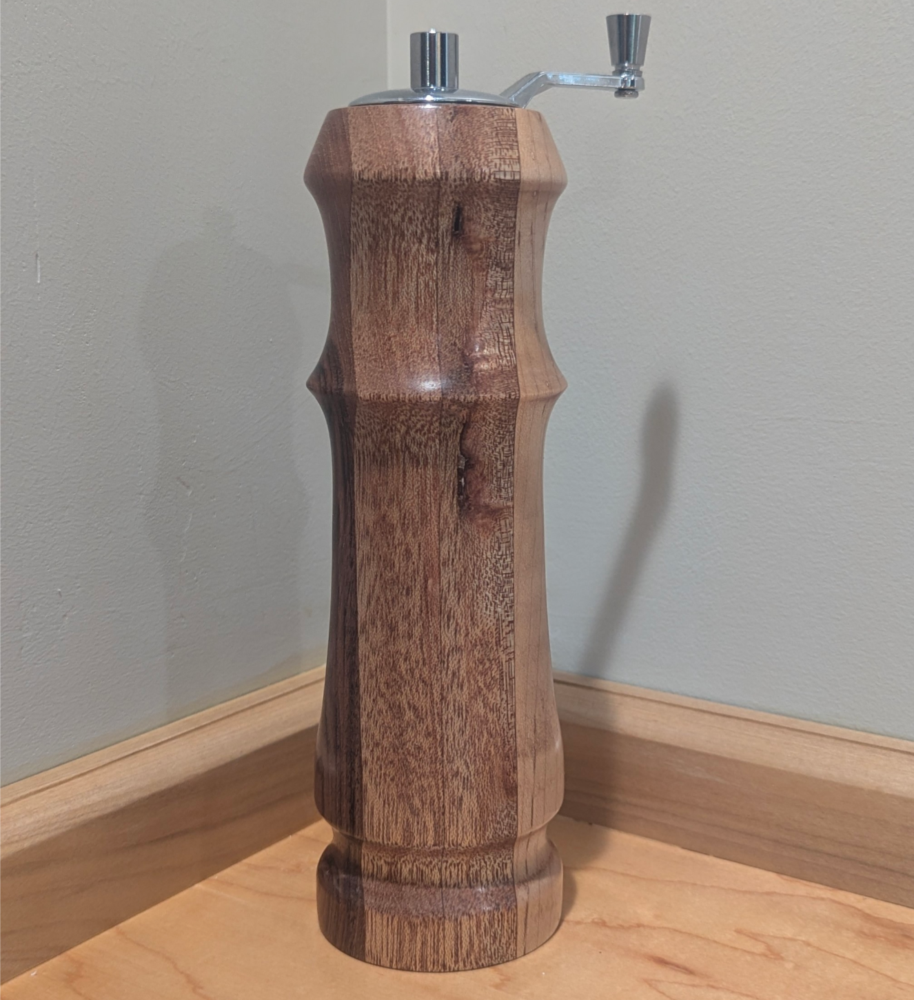 8" Pepper Mill - Walnut/Maple/Bastogne Walnut/Cherry