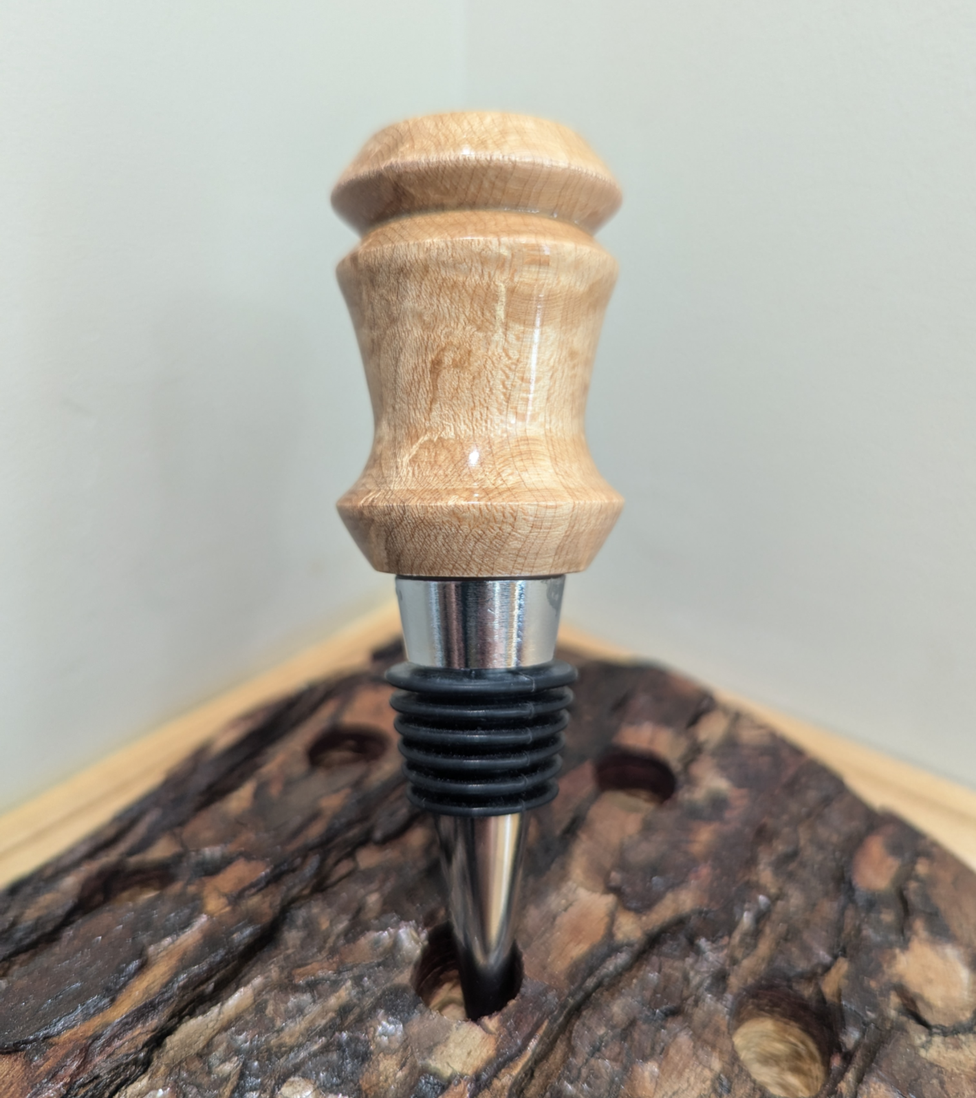 Bottle Stopper - Birdseye Maple