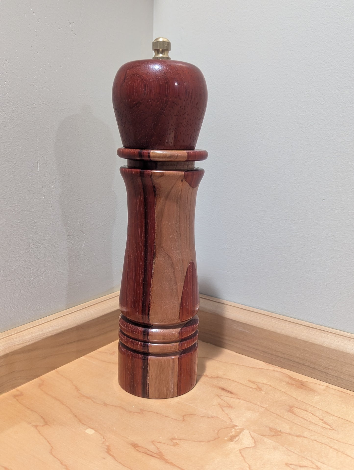 10" Pepper Mill - Padauk/Cherry