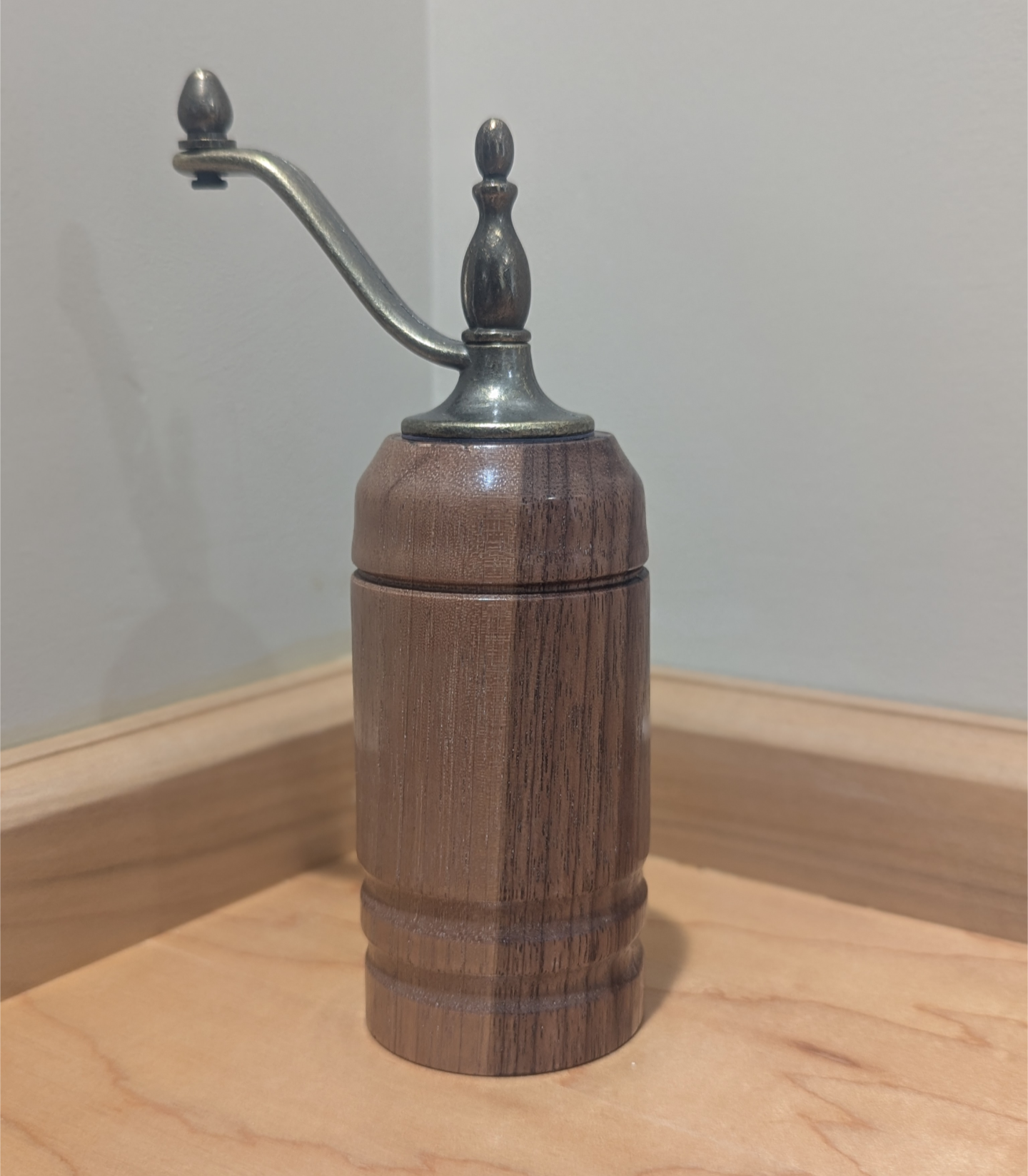 5" Antique Style Pepper Mill - Walnut